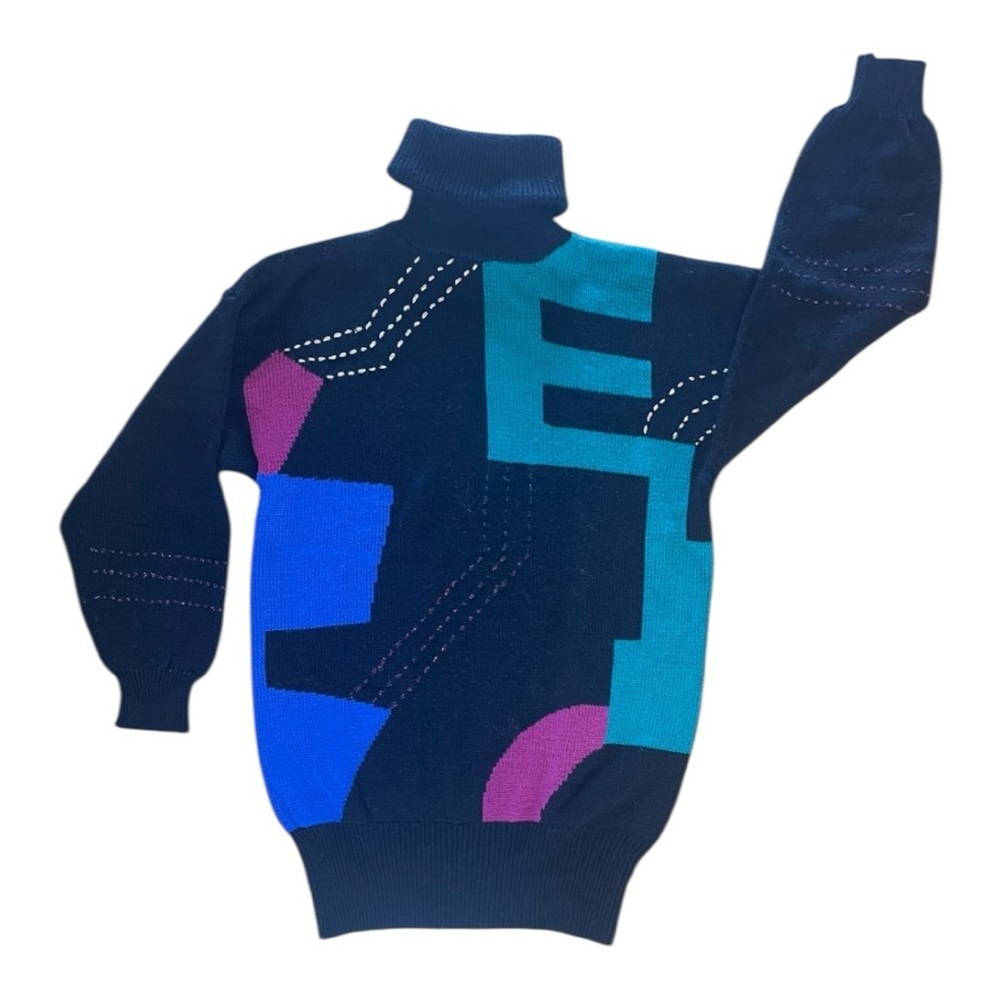 Vintage Geometric 80’s Womens Turtleneck Sweater